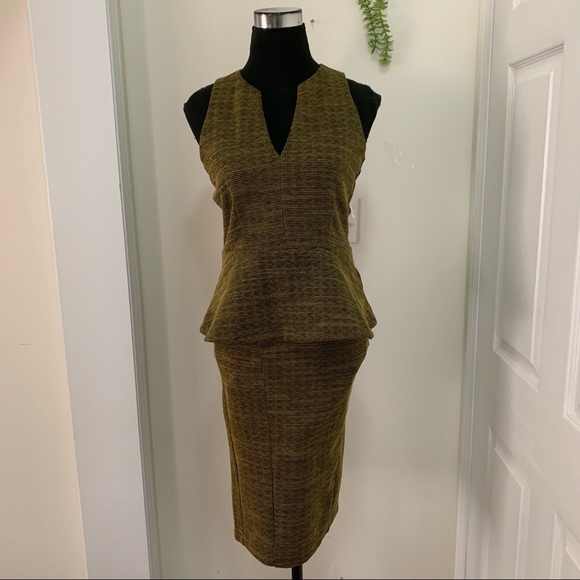 COPY - H&M Peplum Top Size Medium - Picture 5 of 9